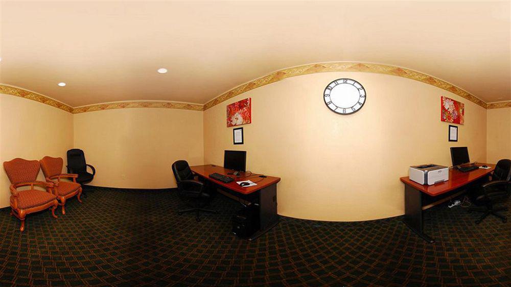 Pan American Inn And Suites Альбукерке Экстерьер фото